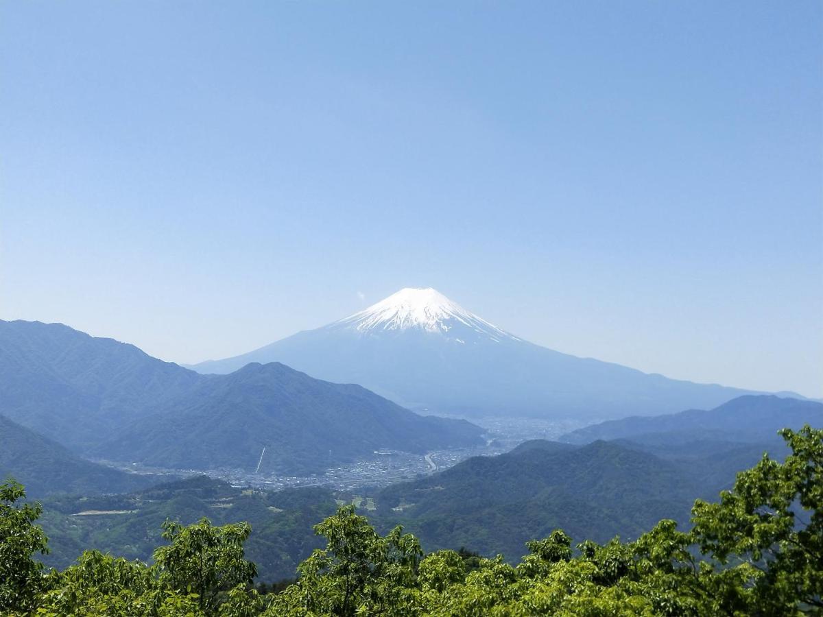 ログハウスkizuki Villa Tsuru Bagian luar foto